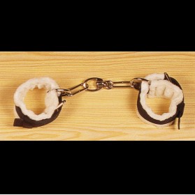 Apeas de Nylon y cadena